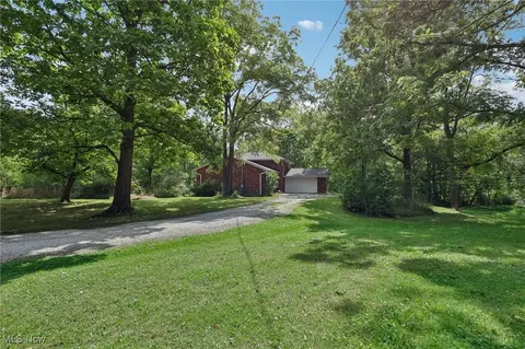 5845 Carsten Rd, Medina, OH 44256