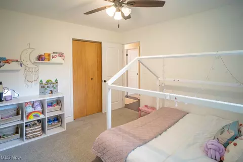 Bedroom - 8283 Montello Rd, Independence, OH 44131 photo 4 of 7