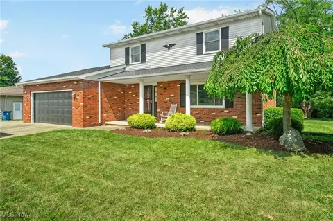 1847 Opal St, Louisville, OH 44641