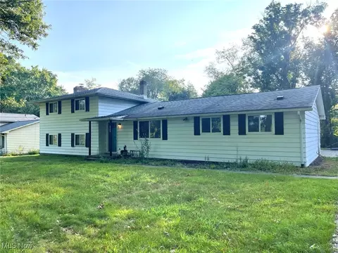 8504 Babst Ave NW, Canal Fulton, OH 44614
