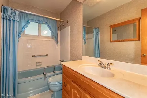 1644 Empire Rd, Wickliffe, OH 44092 photo 17
