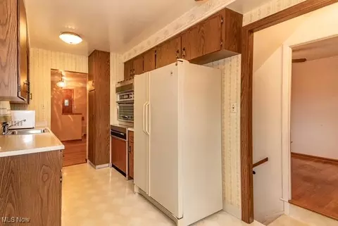 1644 Empire Rd, Wickliffe, OH 44092 photo 11