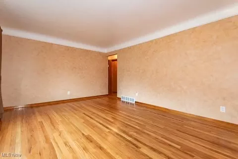 1644 Empire Rd, Wickliffe, OH 44092 photo 7