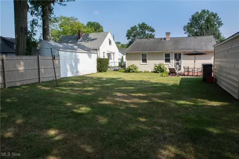 Exterior - 1665 Everett Ave, Poland, OH 44514 photo 5 of 5