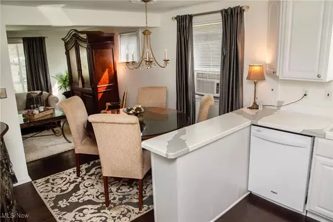 Dining - 1665 Everett Ave, Poland, OH 44514 photo 1 of 2