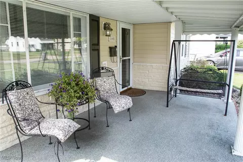 Exterior - 1665 Everett Ave, Poland, OH 44514 photo 2 of 5