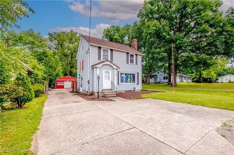 4615 Broadway Ave, Lorain, OH 44052