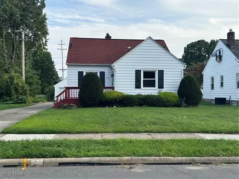 1332 Falls Ave, Cuyahoga Falls, OH 44223