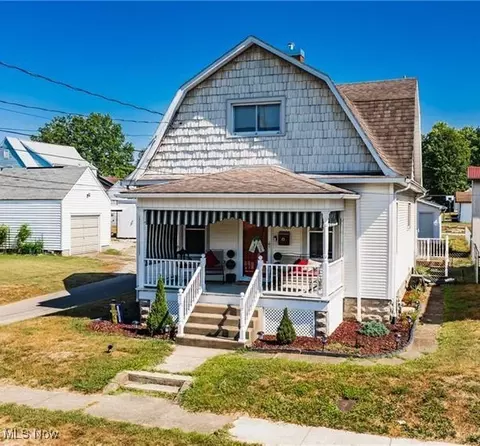 1007 32nd St, Parkersburg, WV 26104