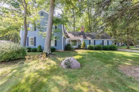 140 Millpond Rd, Aurora, OH 44202