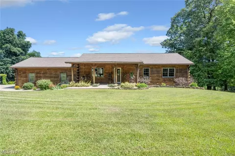 1623 Carson Rd, New Cumberland, WV 26047