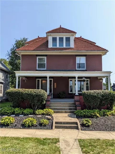 1726 Woodland Ave NW, Canton, OH 44703