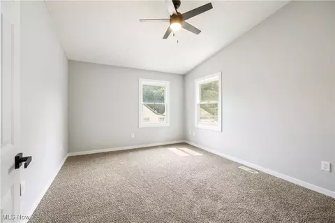 2834 Robindale Ave, Akron, OH 44312 photo 11