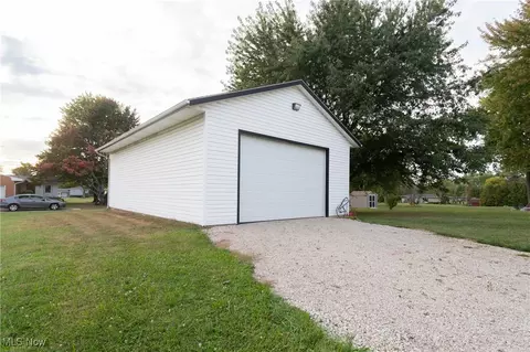 Other - 6989 Rolling Ridge Rd NE, Canton, OH 44721 photo 6 of 10
