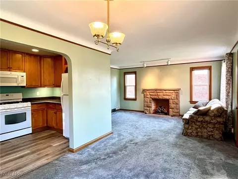 3101 Brookview Blvd, Cleveland, OH 44134 photo 5