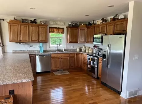 Kitchen - 20249 County Road 6, Coshocton, OH 43812 photo 2 of 3
