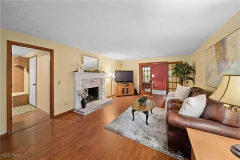 295 S Pine Ct, Aurora, OH 44202 photo 12