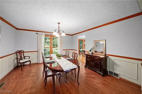 295 S Pine Ct, Aurora, OH 44202 photo 10