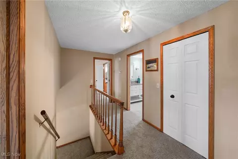 295 S Pine Ct, Aurora, OH 44202 photo 16