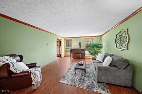 295 S Pine Ct, Aurora, OH 44202 photo 13