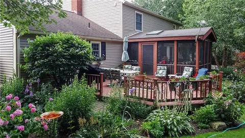 295 S Pine Ct, Aurora, OH 44202 photo 31
