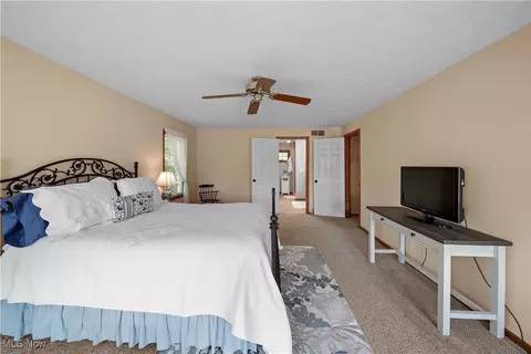 295 S Pine Ct, Aurora, OH 44202 photo 18
