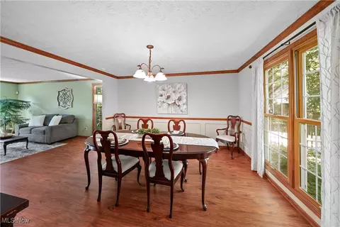 295 S Pine Ct, Aurora, OH 44202 photo 14