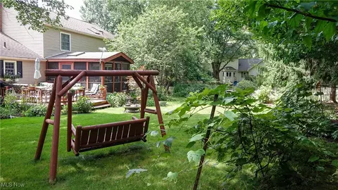 295 S Pine Ct, Aurora, OH 44202 photo 33