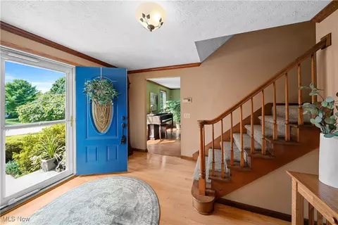 295 S Pine Ct, Aurora, OH 44202 photo 4
