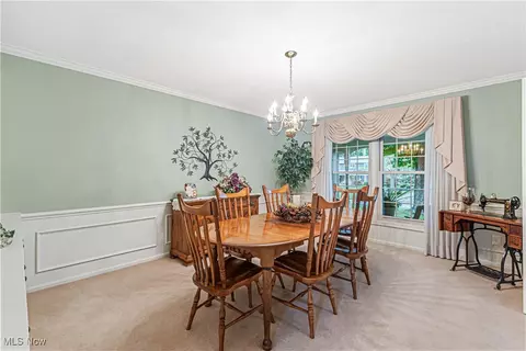 Dining - 7961 Spartan Dr, Boardman, OH 44512 photo 2 of 5
