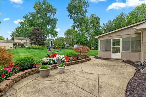 Exterior - 7961 Spartan Dr, Boardman, OH 44512 photo 2 of 10