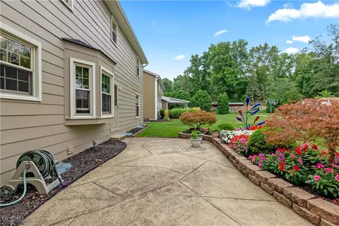 Exterior - 7961 Spartan Dr, Boardman, OH 44512 photo 5 of 10