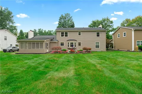 Exterior - 7961 Spartan Dr, Boardman, OH 44512 photo 6 of 10