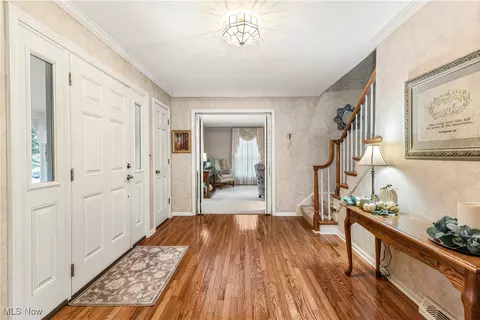 Entry Way - 7961 Spartan Dr, Boardman, OH 44512 photo 2 of 2