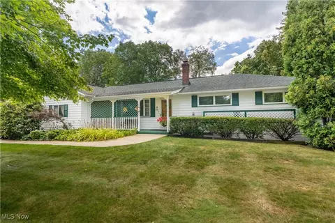 10340 Persimmon St NW, Canal Fulton, OH 44614