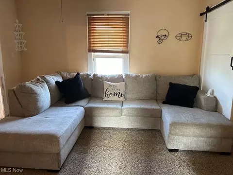 925 E 6th St, Ashtabula, OH 44004 photo 2