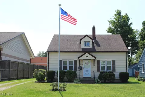 1806 E 36th St, Ashtabula, OH 44004