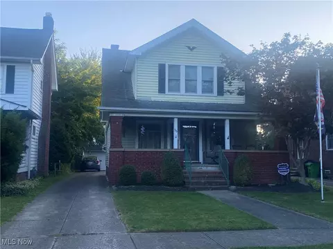 56 E 219th St, Euclid, OH 44123