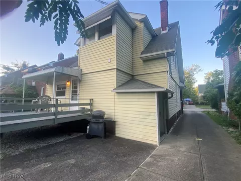 56 E 219th St, Euclid, OH 44123 photo 6