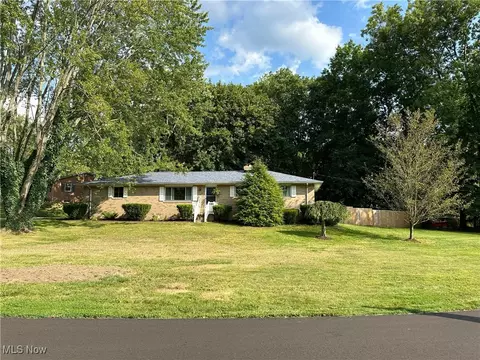 7540 Marelis Ave NE, Canton, OH 44721