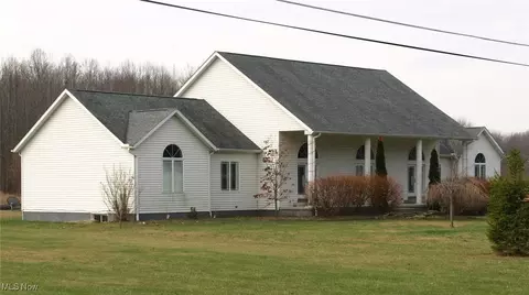 5950 North Ave, Geneva, OH 44041