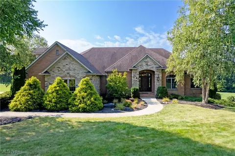 1350 Hunt Clb, Wooster, OH 44691