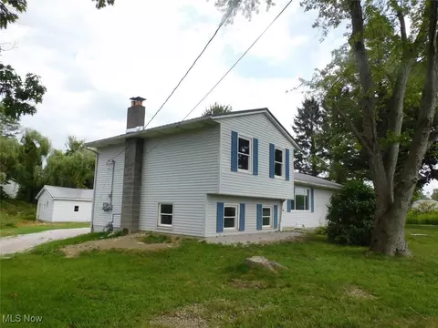 Exterior - 6288 S Main St, Ashtabula, OH 44004 photo 3 of 5