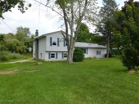 Exterior - 6288 S Main St, Ashtabula, OH 44004 photo 2 of 5