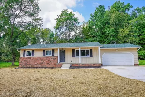 11844 Marymac Dr, Northfield, OH 44067