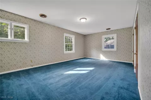 Bedroom - 822 Washington Ave, Elyria, OH 44035 photo 1 of 10