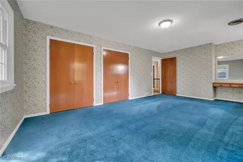 Bedroom - 822 Washington Ave, Elyria, OH 44035 photo 2 of 10