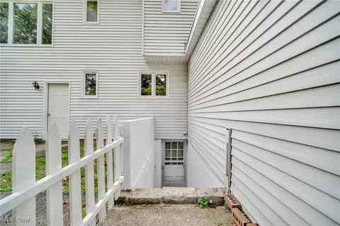 Other - 822 Washington Ave, Elyria, OH 44035 photo 11 of 12
