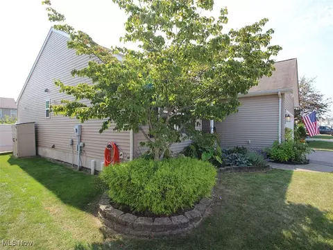 4627 Fields Way, Lorain, OH 44053 photo 28