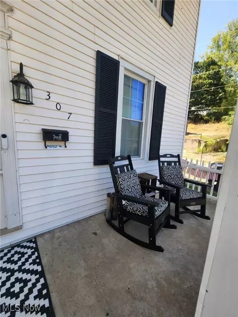 307 Wetzgall St, Pomeroy, OH 45769 photo 4